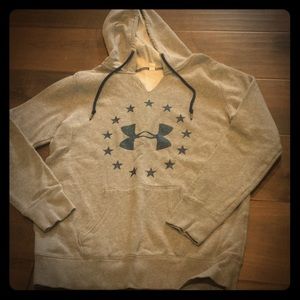 Under Armour Vneck hoodie